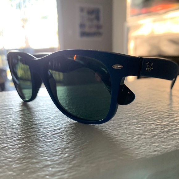 Men’s rayban sunglasses - Picture 4 of 4